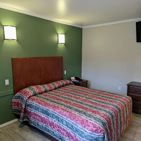 Americas Best Value Inn Oxnard-Port Hueneme Dış mekan fotoğraf