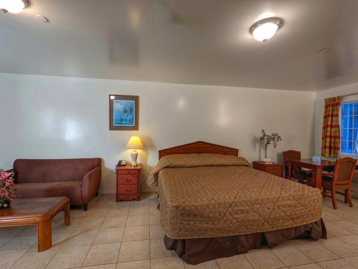 Americas Best Value Inn Oxnard-Port Hueneme Dış mekan fotoğraf