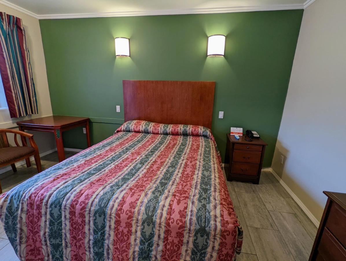 Americas Best Value Inn Oxnard-Port Hueneme Dış mekan fotoğraf