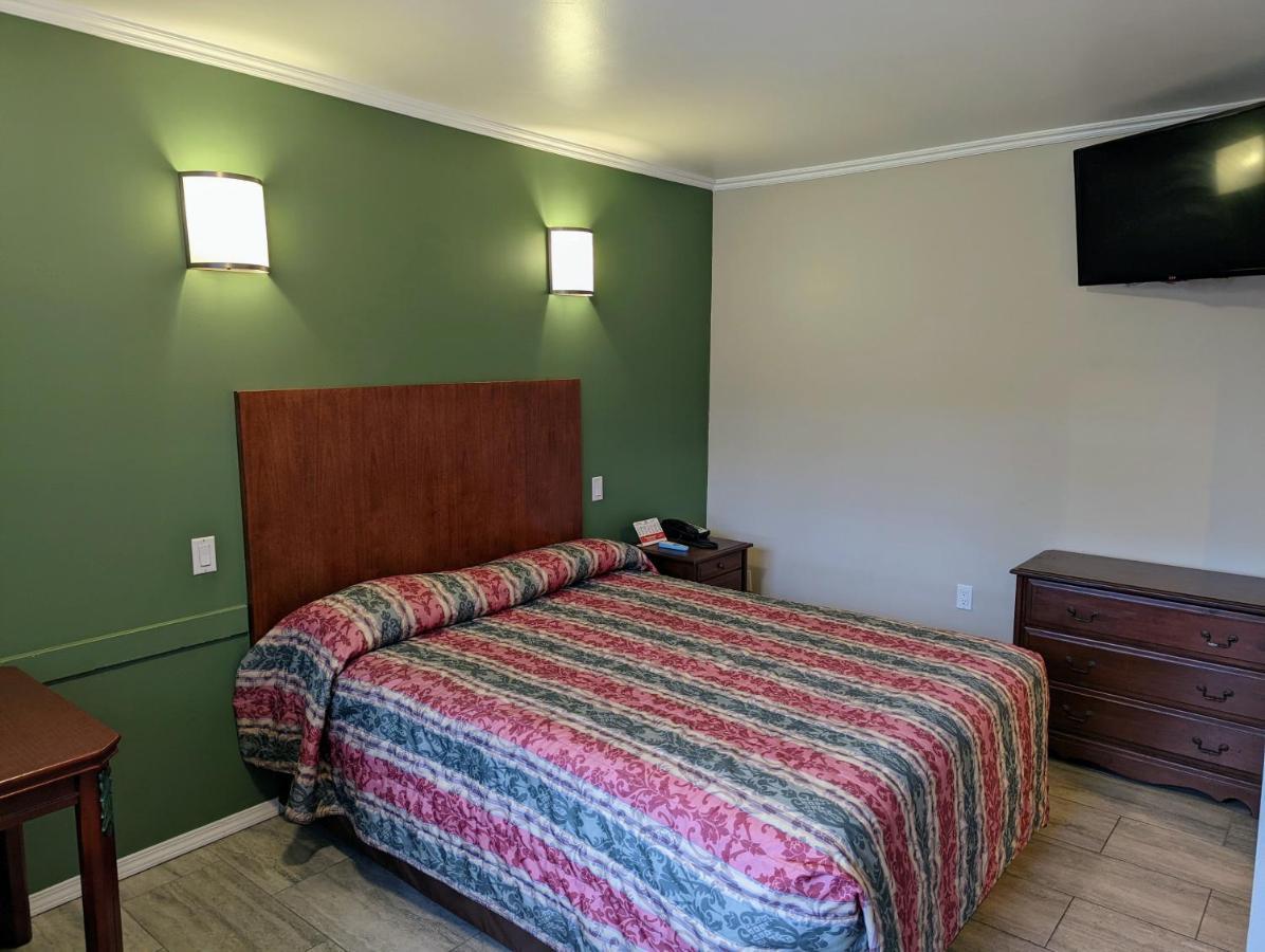 Americas Best Value Inn Oxnard-Port Hueneme Dış mekan fotoğraf