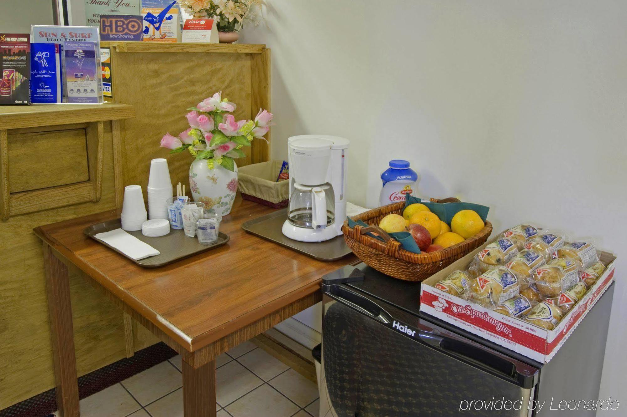 Americas Best Value Inn Oxnard-Port Hueneme Restoran fotoğraf