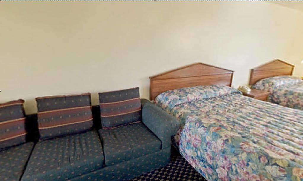 Americas Best Value Inn Oxnard-Port Hueneme Dış mekan fotoğraf